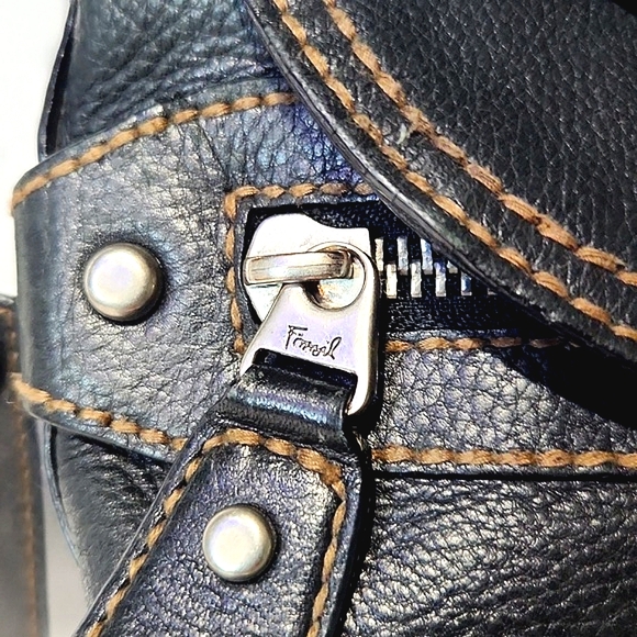 Fossil Vintage Black Pebbled Leather Crossbody Shoulder Bag Purse EUC - Picture 9 of 16